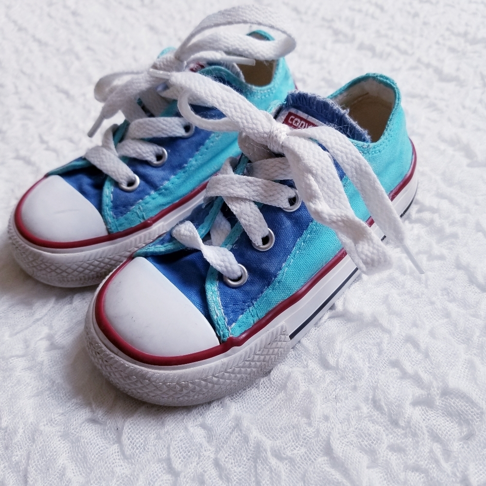 Custom Bluey Colored Converse All Star